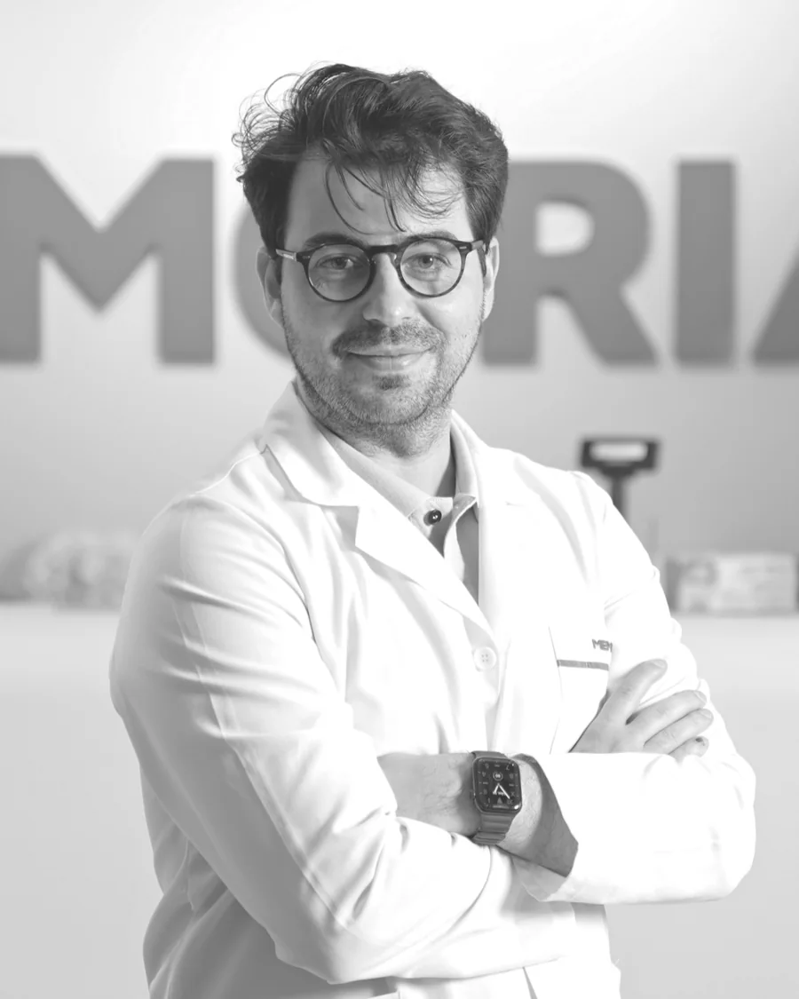 Dr. Lucian Bratu